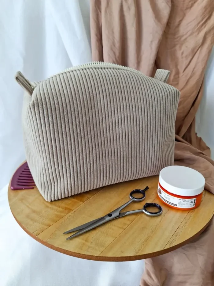 MAXI TROUSSE DE TOILETTE - Version Homme - Velours Taupe