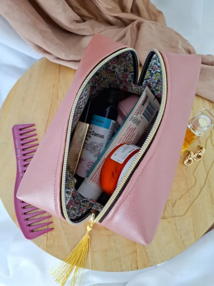 TROUSSE DE TOILETTE - Simili Cuir Rose – Image 4