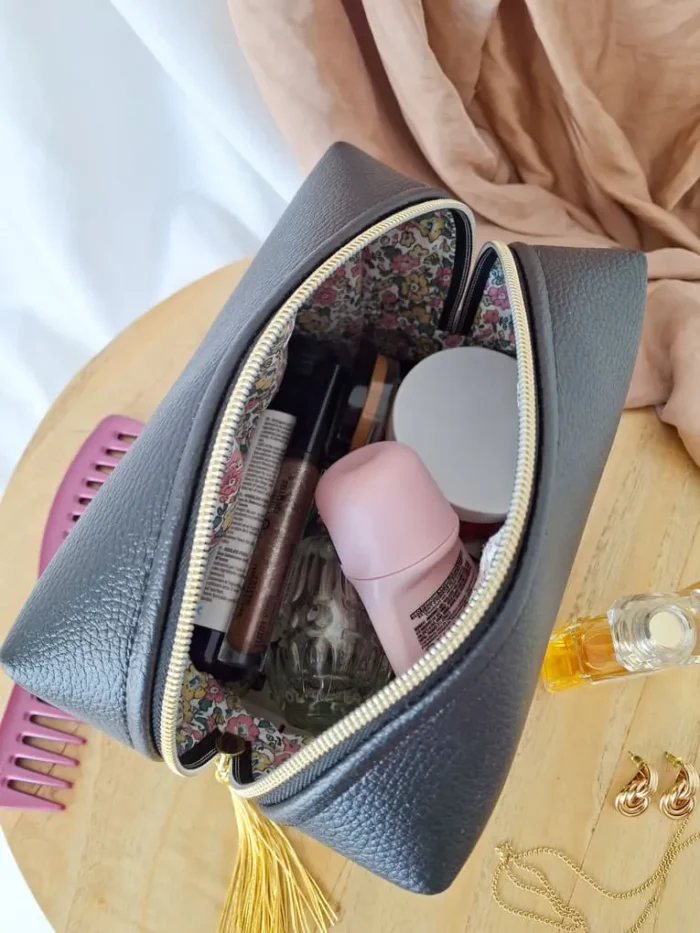 TROUSSE DE TOILETTE - Simili Cuir Noir – Image 3