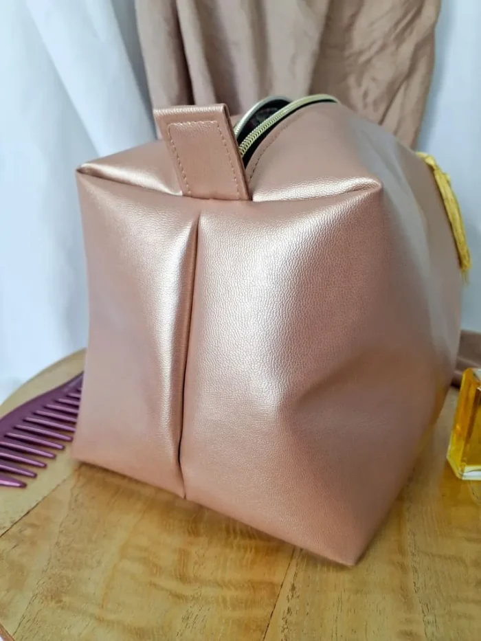 MAXI TROUSSE DE TOILETTE - Simili Cuir Golden Rose – Image 2