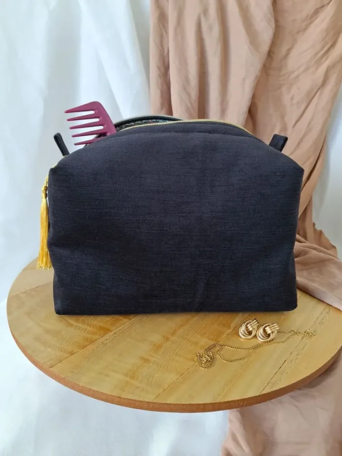 MAXI TROUSSE DE TOILETTE - Velours Noir – Image 3